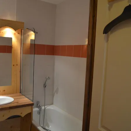 Appartements 3 Vallees, Piscine Et Sauna Orelle Buitenkant foto